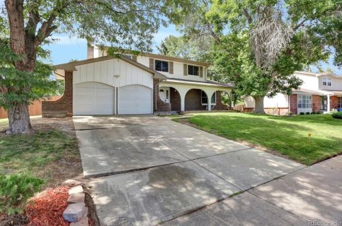 1695 Nile Ct, Aurora, CO 80012-5222