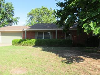 106 Sunset Ln, Fairview, OK 73737-1047
