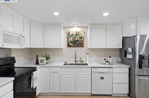 708 Fountainhead Ct, San Ramon, CA 94583-1724