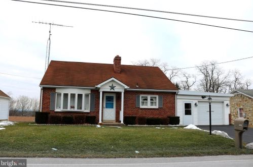 2035 Grandview Rd, Hanover, PA 17331-9188