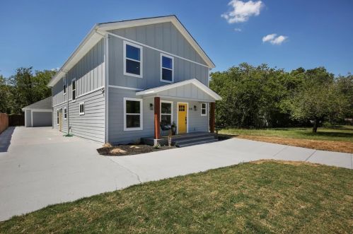 2728 Livingston Ave, Fort Worth, TX 76110-2917
