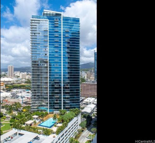 1189 Waimanu St, Honolulu HI  96814-4235 exterior