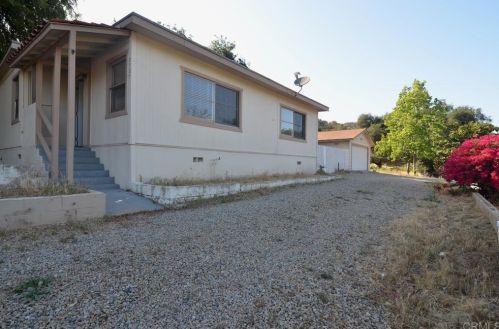 2737 Homestead Dr, San Marcos, CA 92069-9603