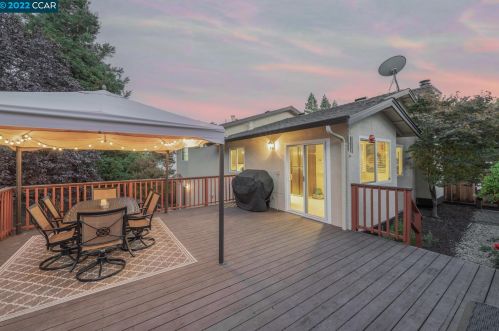 2315 Holly View Dr, Pacheco, CA 94553-3375