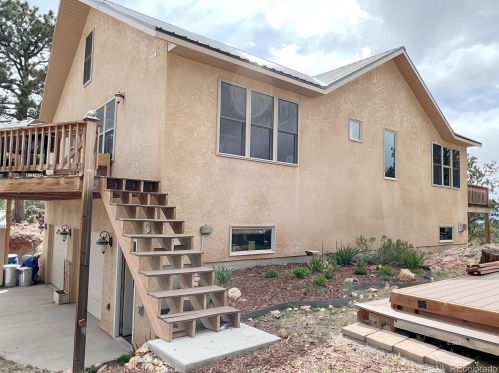 498 Bull Domingo Ln, Horn Creek, CO 81252-9741