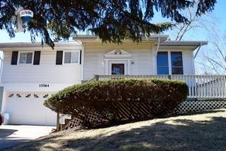 15564 Scott Dr, Romeoville, IL 60441-2315