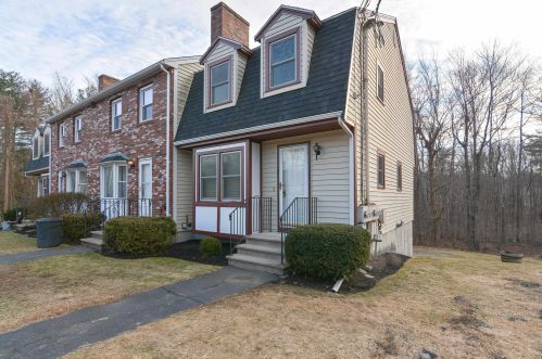36 Tenney Rd, Sandown, NH 03873-2345