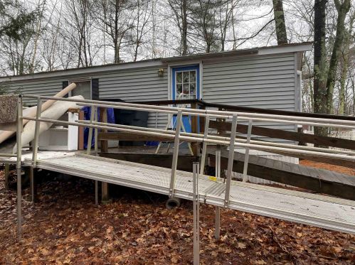 81 Bluebird Ln, Barrington, NH 03825-5110