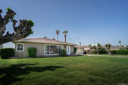 247 Victoria St, Rialto, CA 92376-5044