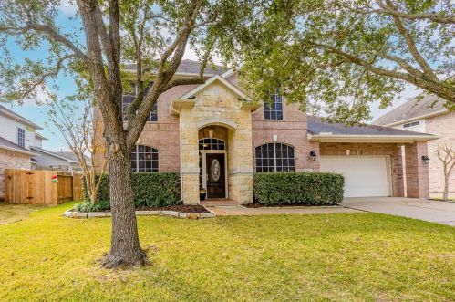 1804 Jasmine Hollow Ln, Pearland, TX 77581-2547