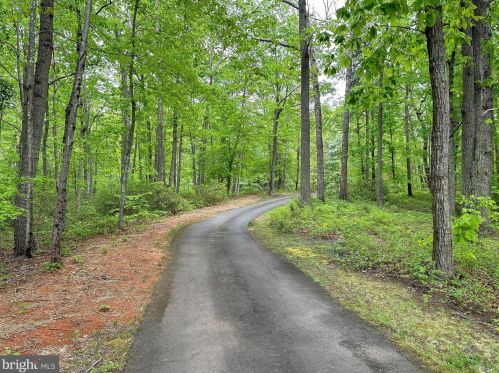 124 Mountain Laurel Ct, Fredericksburg, VA 22406-4058