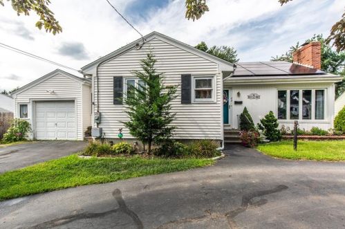 43 Gaudet St, Providence, RI 02911-2211