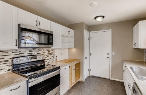 16582 Louisiana Dr, Aurora CO 80012-7772 exterior