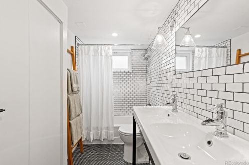 1432 Vine St, Denver CO  80206-2016 exterior