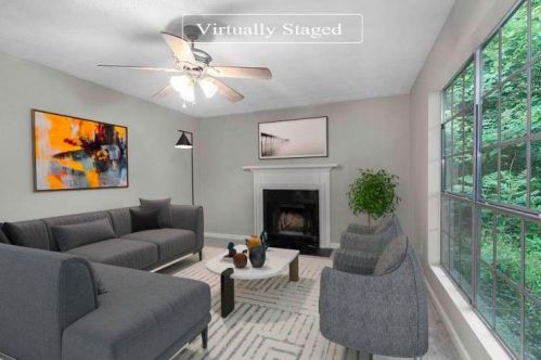 1635 Carrie Farm Ln, Kennesaw, GA 30144-2964