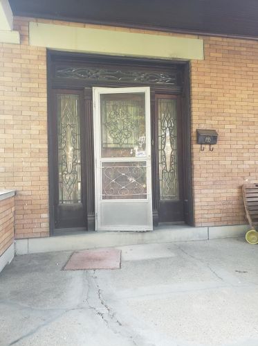 654 Hawthorne Ave, Cincinnati, OH 45205-2319
