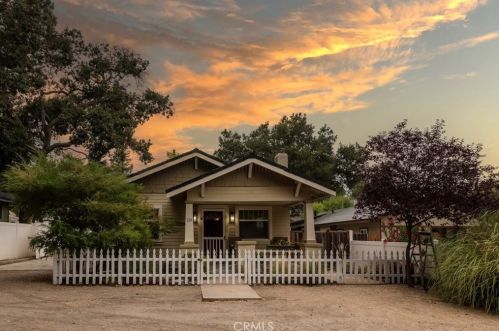 129 16th St, Lake Nacimiento, CA 93446-2079