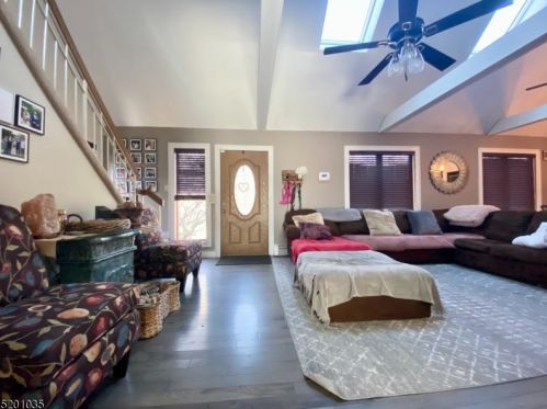 15 The Trl, Hackettstown NJ  07840-1771 exterior