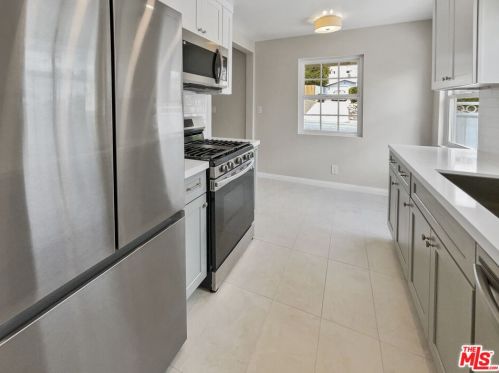 3626 1st Ave, Glendale CA  91214-2428 exterior