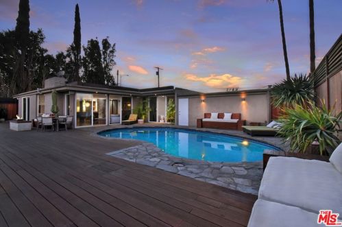 3608 Beverly Ridge Dr, Van Nuys, CA 91423-4507