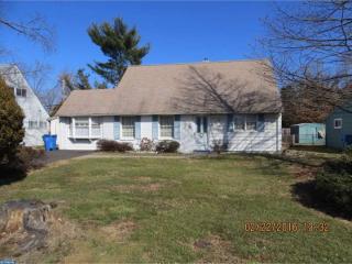 16 Jonquil Ln, Levittown PA  19055-2306 exterior