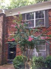 525 Peabody Sq, Memphis, TN 38104-5222