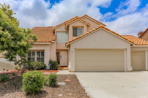8623 Mesa Oak Dr, Riverside CA  92508-3123 exterior