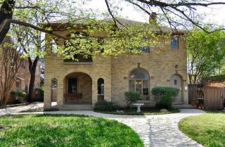 5818 Goodwin Ave, Dallas TX  75206-6106 exterior