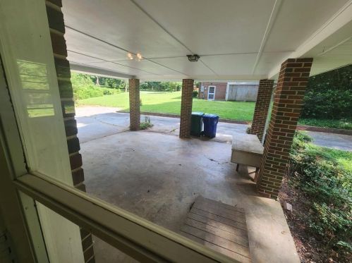 2338 Clairmont Rd, Atlanta GA  30329-3328 exterior