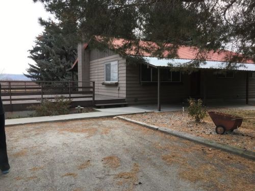 14 Crandall Rd, Brewster, WA 98812-9691