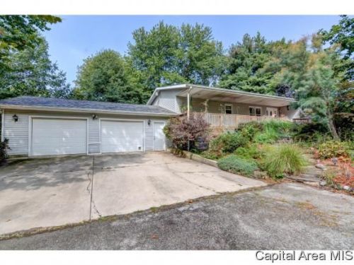 4866 Spaulding Orchard Rd, Chatham, IL 62629-8730
