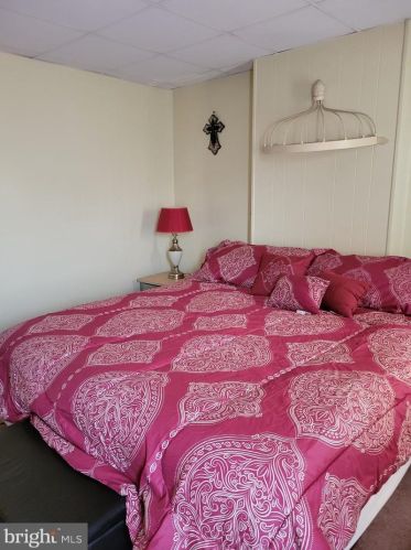 222 Morris Ave, Trenton NJ  08611-3665 exterior