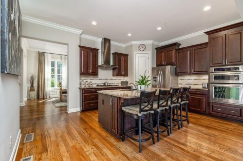 1301 Lullwater Park Cir, Atlanta GA  30306-4641 exterior