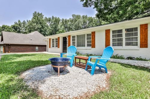 300 Forest St, Buford GA  30518-2920 exterior