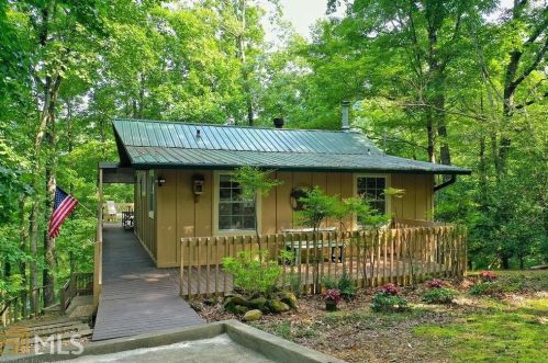 739 Laurel Ridge Dr, Ellijay, GA 30536-1963