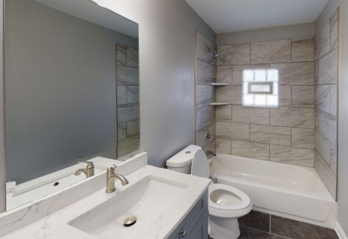 252 Douglas St, Hammond IN 46320-3915 exterior