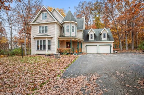 26920 Balmoral Woods Dr, Crete, IL 60417-6300