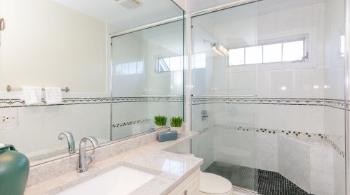 6919 Fieldstone Dr, Willowbrook IL  60527-5295 exterior