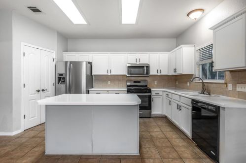 4704 Chesney Ridge Dr, Austin TX  78749-1139 exterior