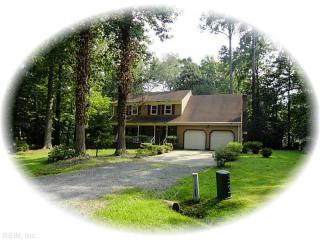 415 Rosewood Ln, Yorktown, VA 23692-2149
