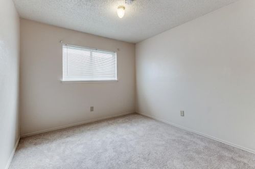 7225 Cleburne Rd, Fort Worth TX  76133-6810 exterior