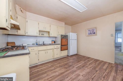 1424 Jackson St, Philadelphia PA  19145-3617 exterior