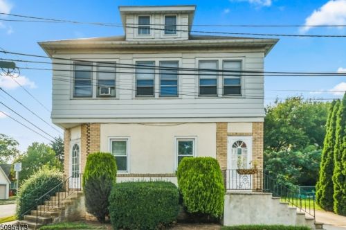 301 1st Ave, Manville, NJ 08835-1304