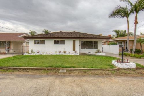 7709 Nada St, Downey, CA 90242-2210