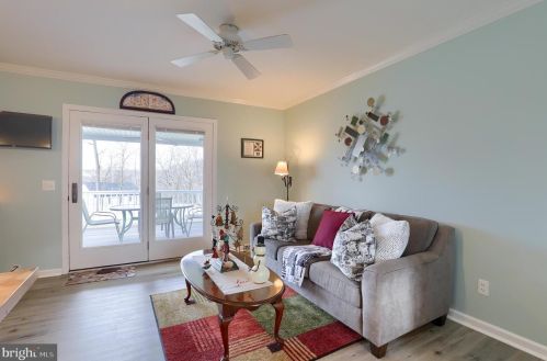 15 Rosewood Dr, Lancaster PA  17603-9329 exterior