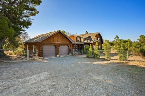 29271 The Yellow Brick Rd, Valley Center, CA 92082-7659