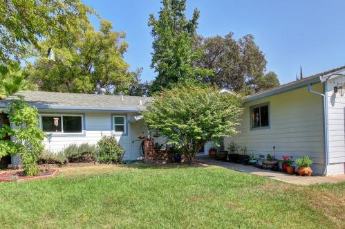 5304 Ronnie St, Fair Oaks, CA 95628-3325
