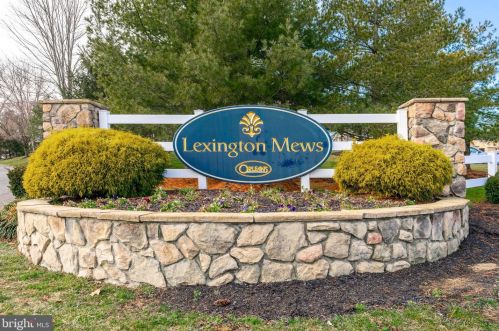 1303 Lexington Mews, Auburn, NJ 08085-1318