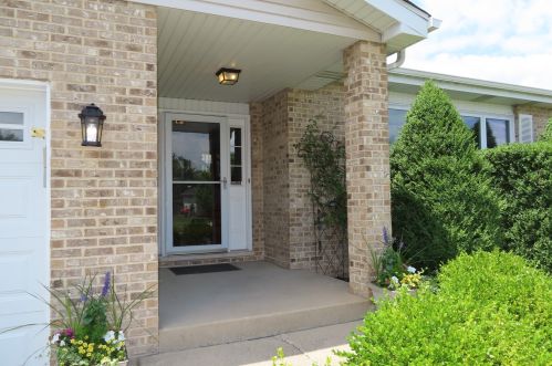 1709 Pebble Beach Dr, Plainfield, IL 60586-8397