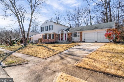 4804 Thiban Ter, Annandale, VA 22003-4250